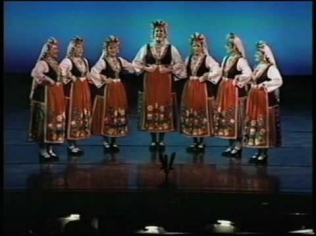 Bulgaria: Китка Български Народни Песни / Bouquet of Bulgarian Folk Songs (EDT Vocal Ensemble)