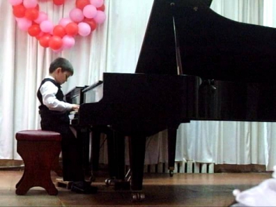 Крайнюков Саша. Экзамен 1й класс. Фортепиано.