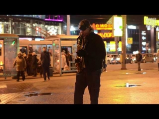 Ragtime Vabank by Street Saxophonist in Russia (HD)