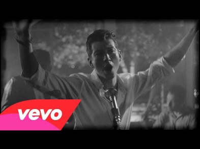 Arctic Monkeys - Arabella (Official Video)