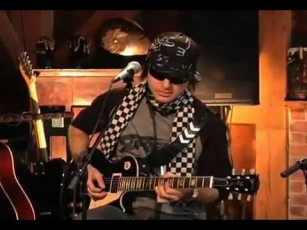 Kevin Rudolf -- In the City [Live from Daryl's House #14-01]