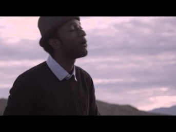Aloe Blacc - I need a dollar - ALTERNATE VERSION - OFFICIAL VIDEO