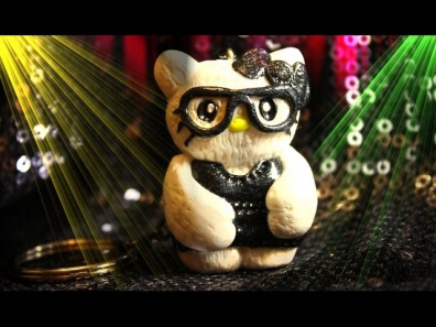 Полимерная глина. ХЕЛЛО КИТТИ / Polymer clay Hello Kitty in black glasses
