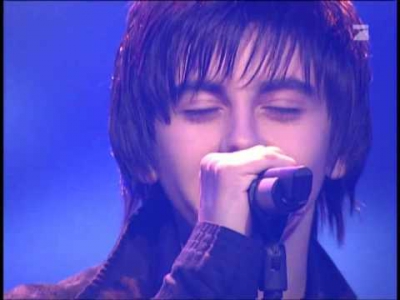 Declan Galbraith-Love Of My Life (Bravo May 1st 2007) LIVE