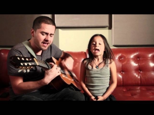 Rolling in the Deep - Adele Acoustic Cover (Jorge and Alexa Narvaez)
