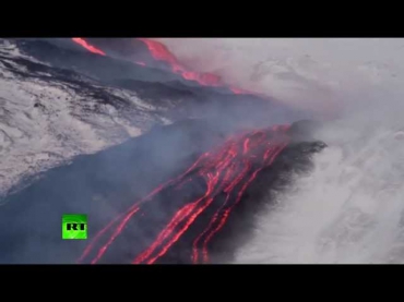 Вулкан Этна вновь дает о себе знать