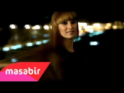 Qurboni Safarzod — Пудинаи лаби об (feat Inomjon & Farajon)